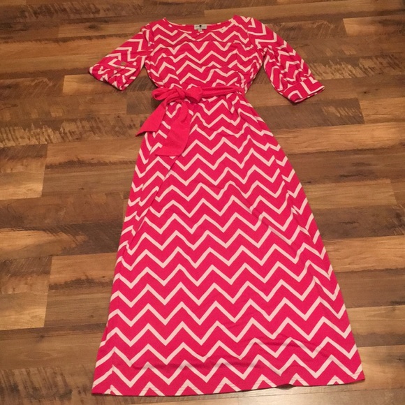 Dainty Jewell’s dress - Picture 2 of 4